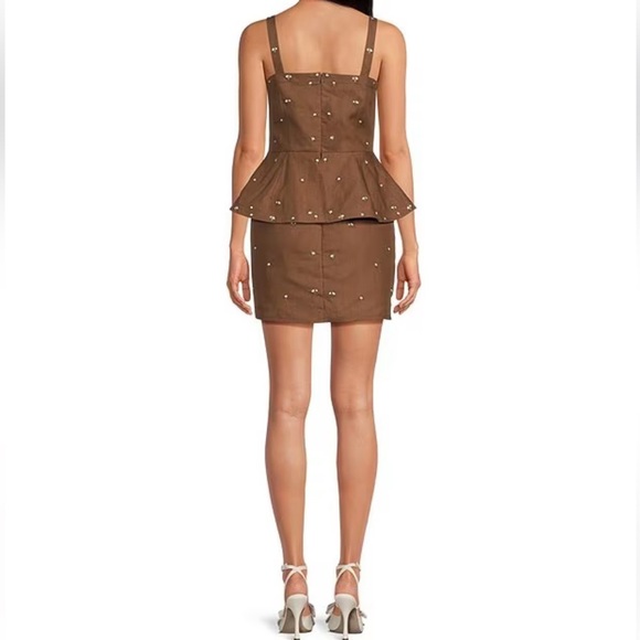 Fanm Mon Helaina Floral Embroidered Bow Front Sweetheart
Neck Peplum Mini Dress - Picture 2 of 16